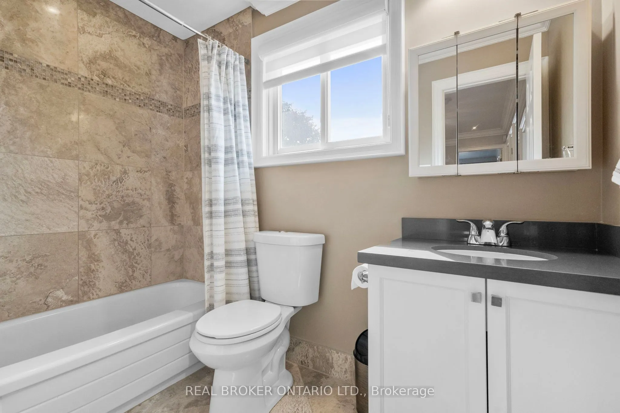 11 Fountainbridge Drive