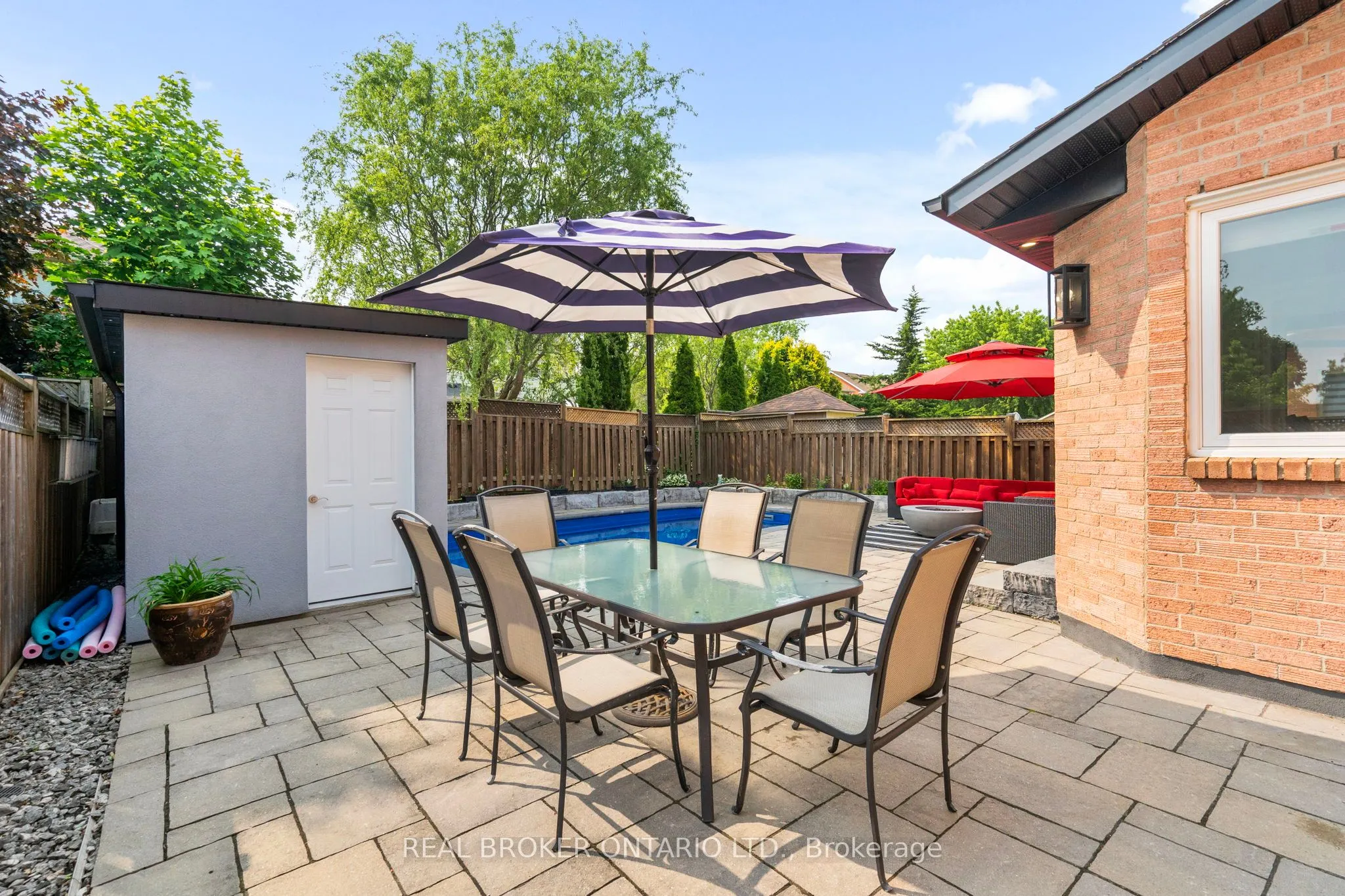 11 Fountainbridge Drive
