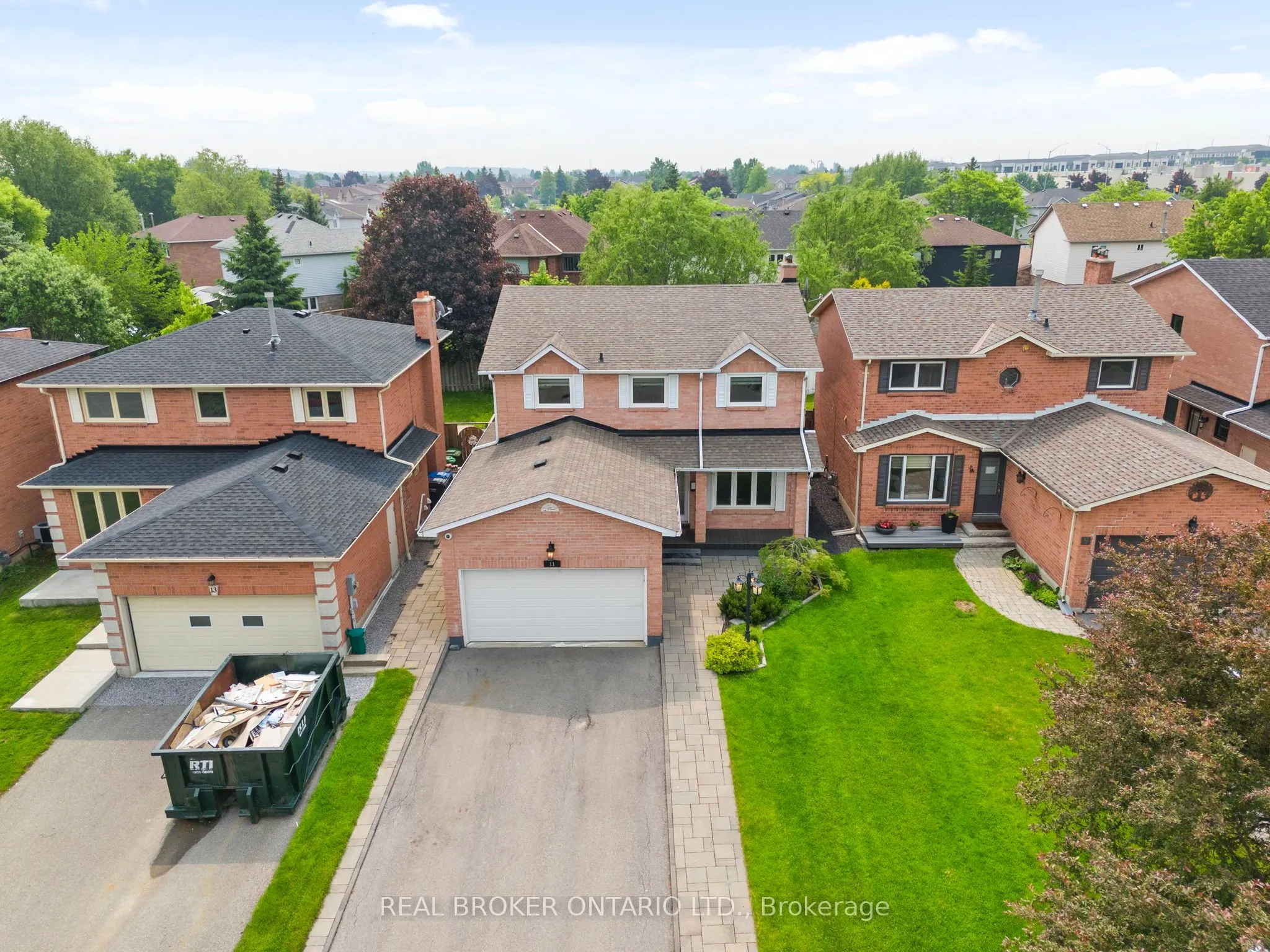 11 Fountainbridge Drive