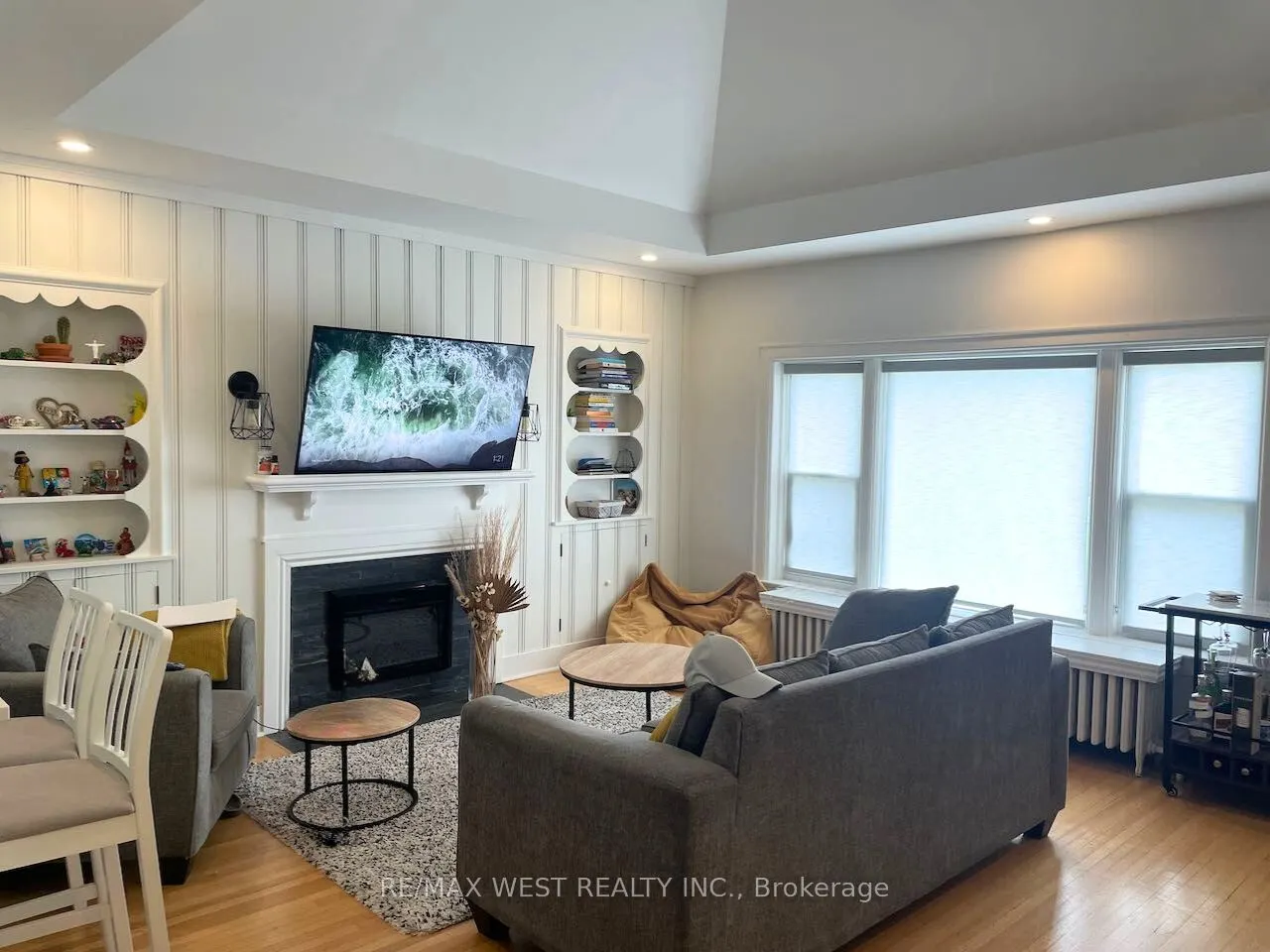 258 South Kingsway, #upper