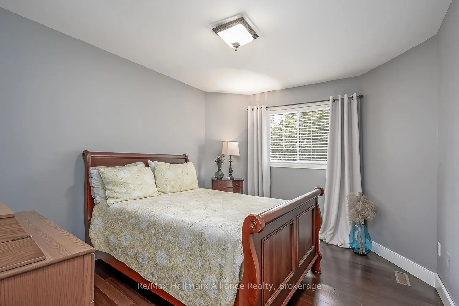 7172 Baywood Court