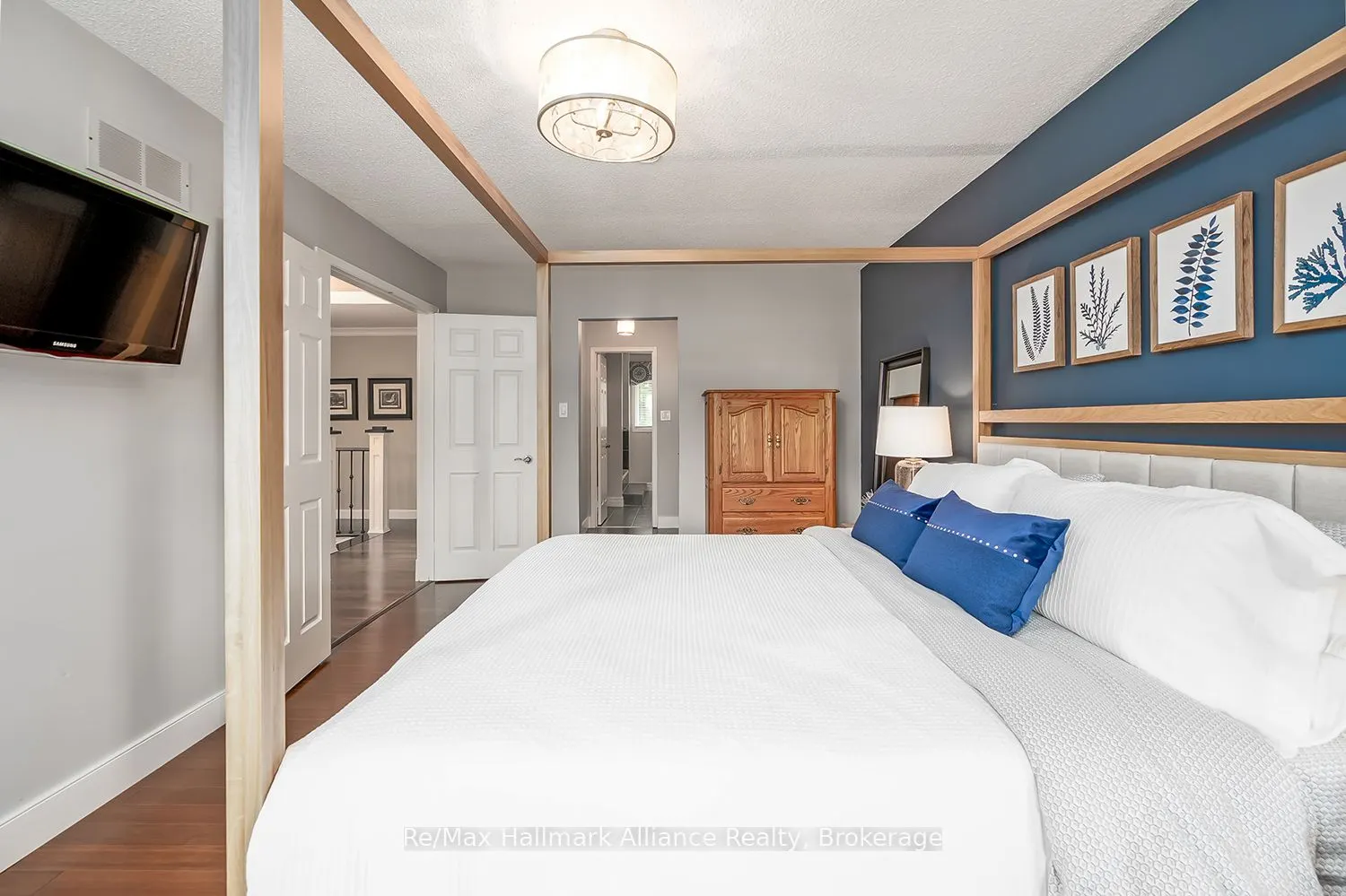 7172 Baywood Court