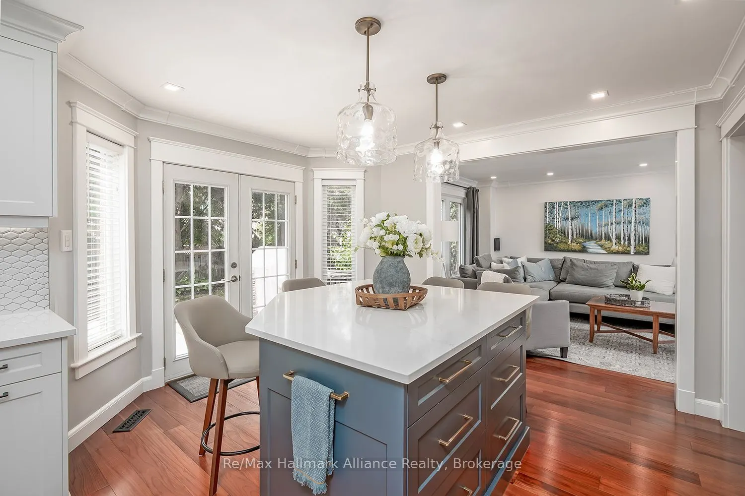 7172 Baywood Court