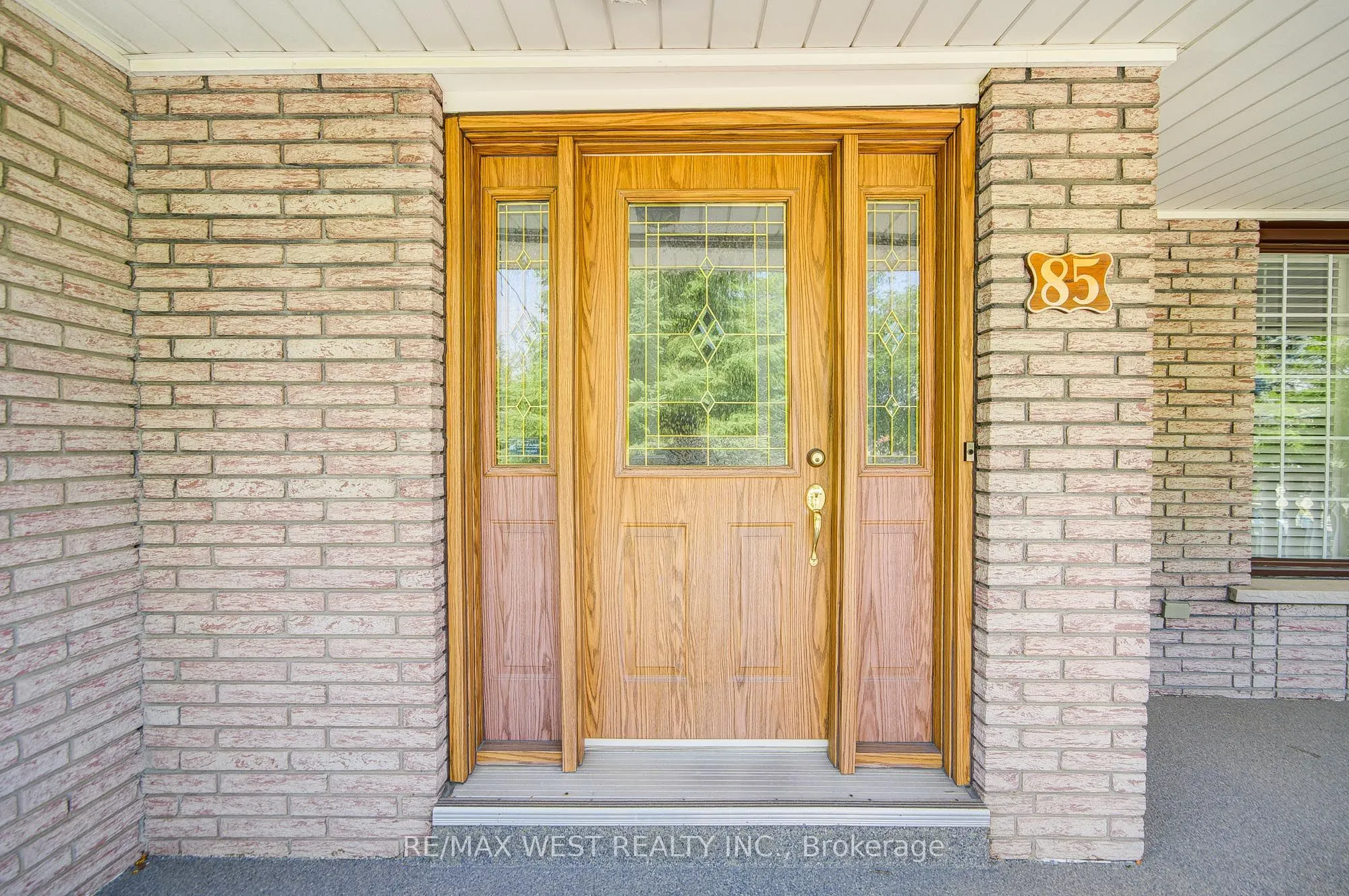 85 Downsview Avenue