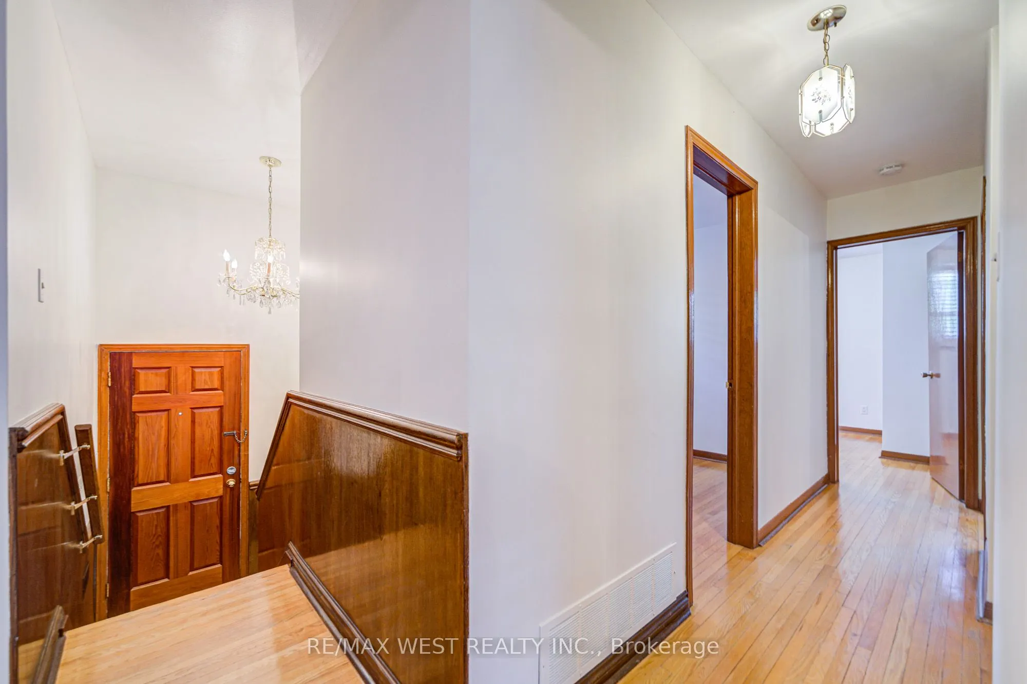 85 Downsview Avenue