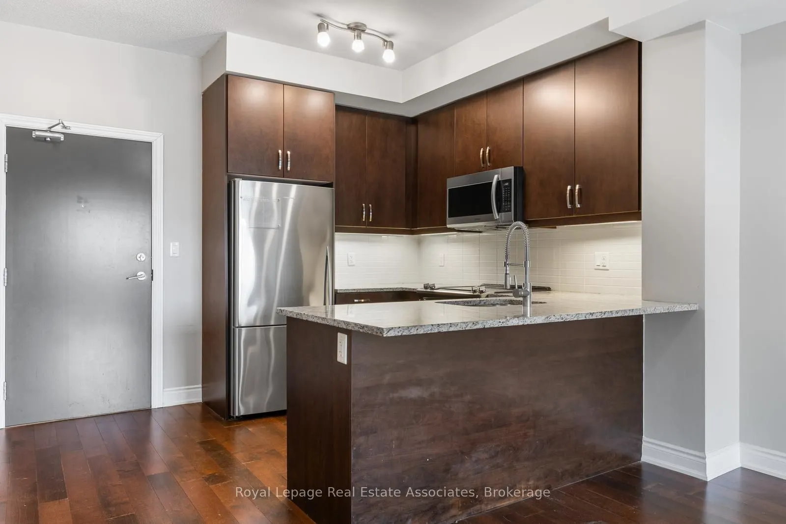 3170 Erin Mills Parkway, #333
