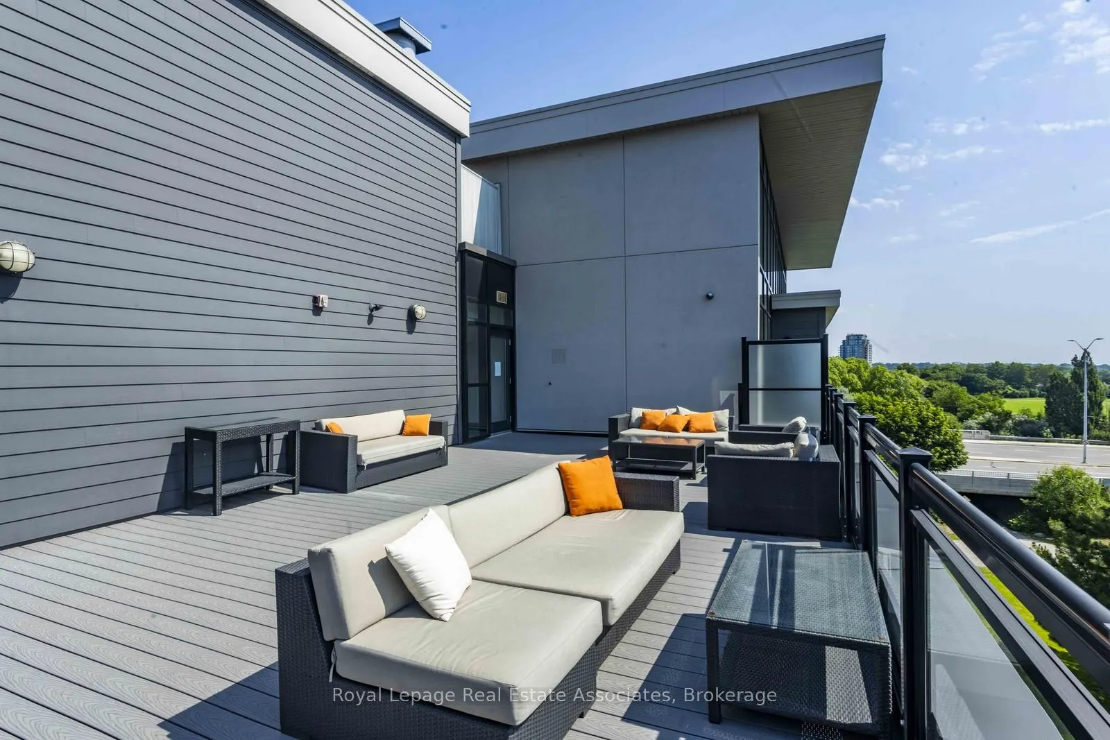 3170 Erin Mills Parkway, #333