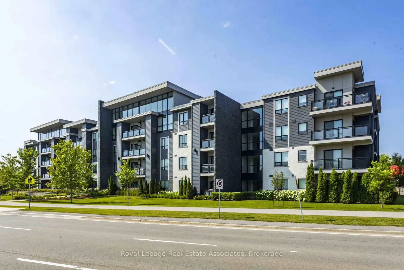 3170 Erin Mills Parkway, #333