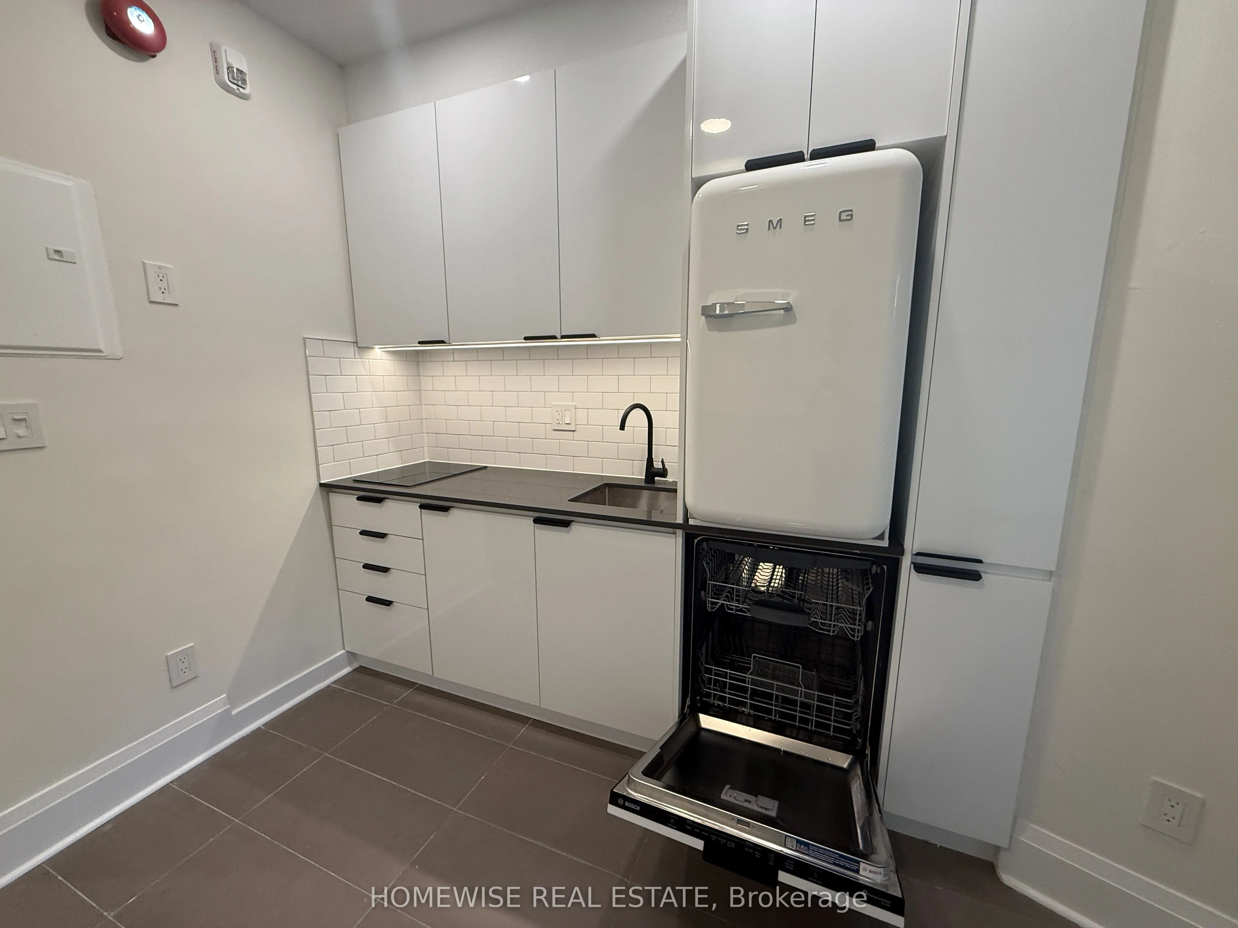 1 Triller Avenue, #105