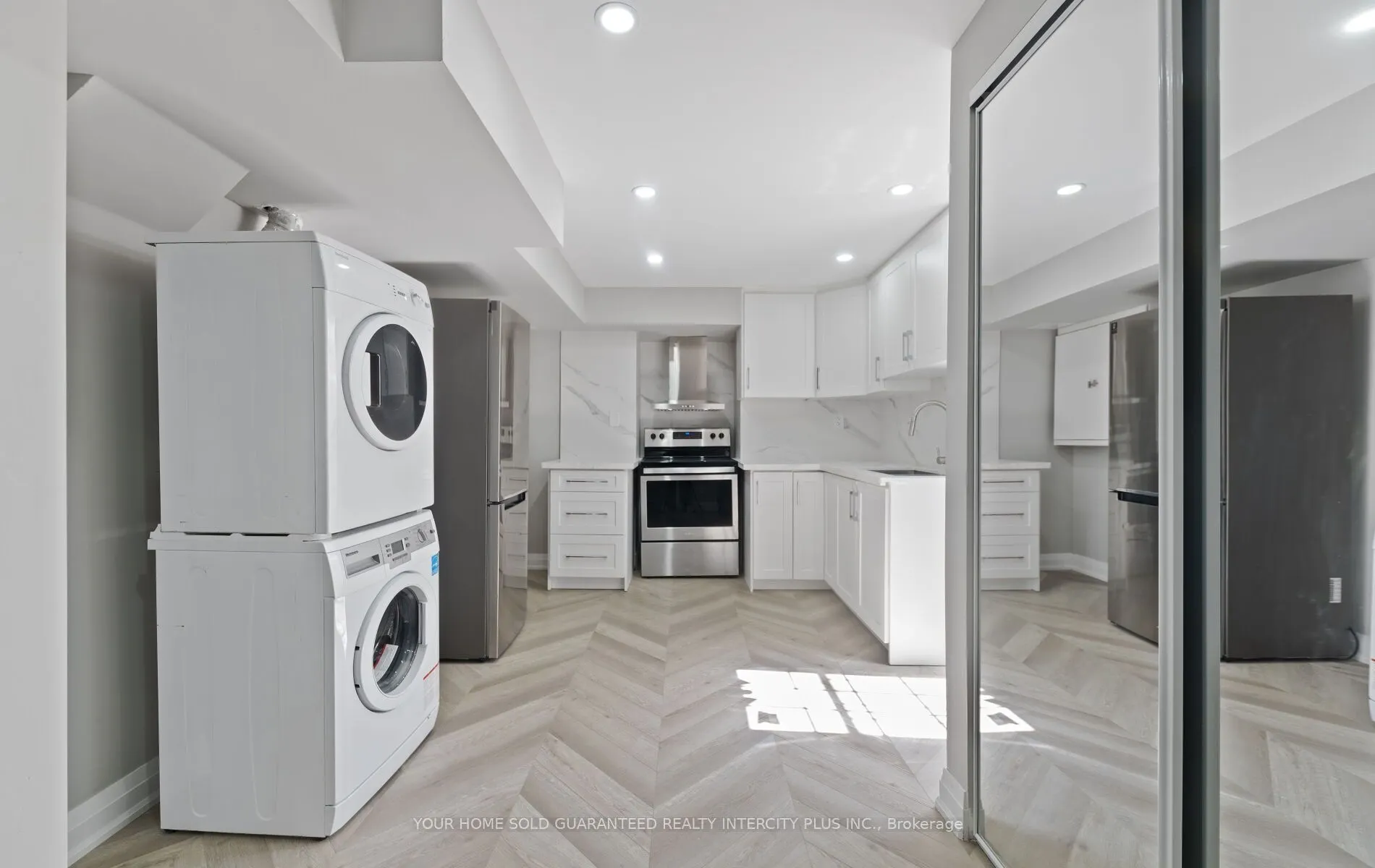 4 Borden Hill Court