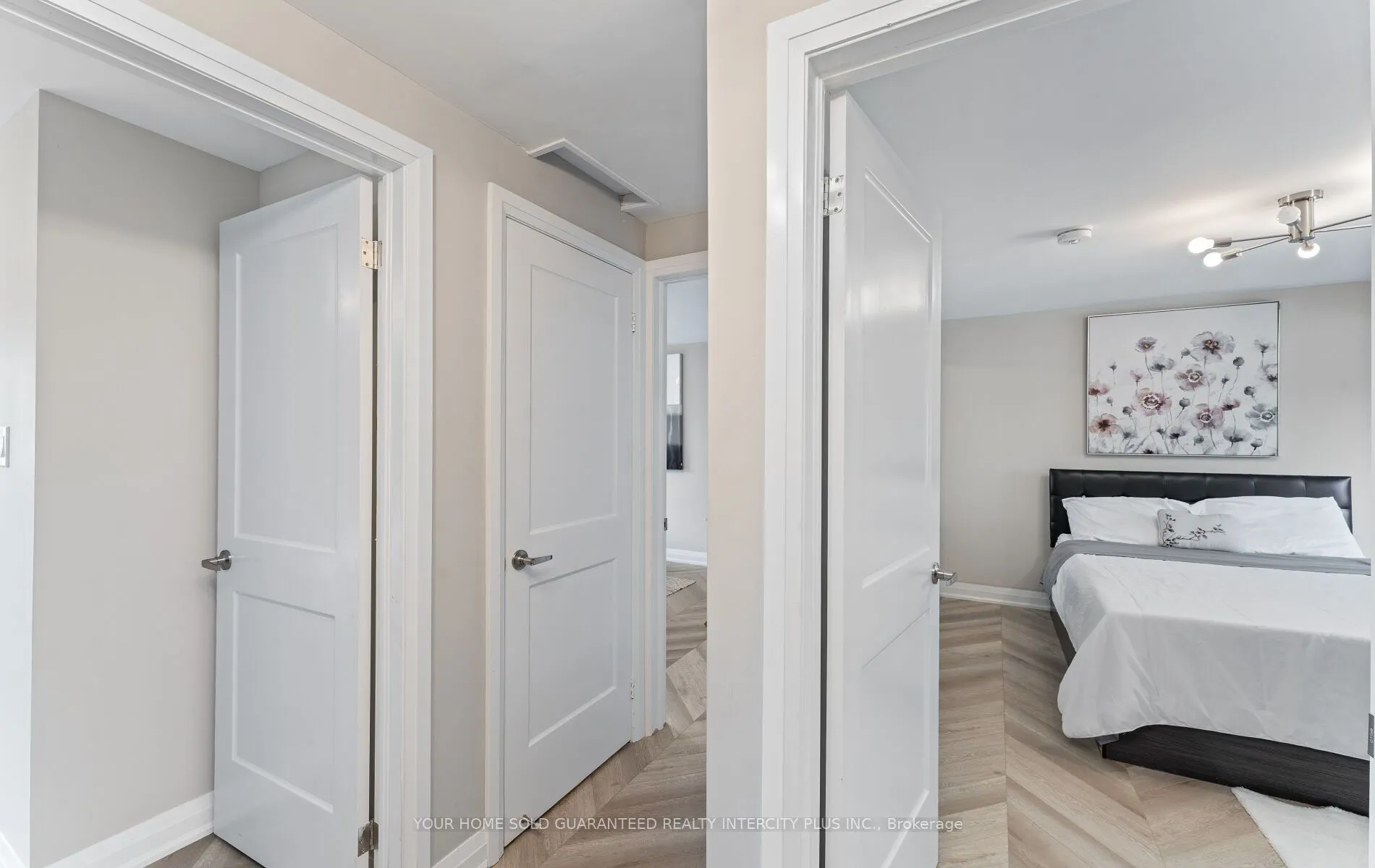 4 Borden Hill Court