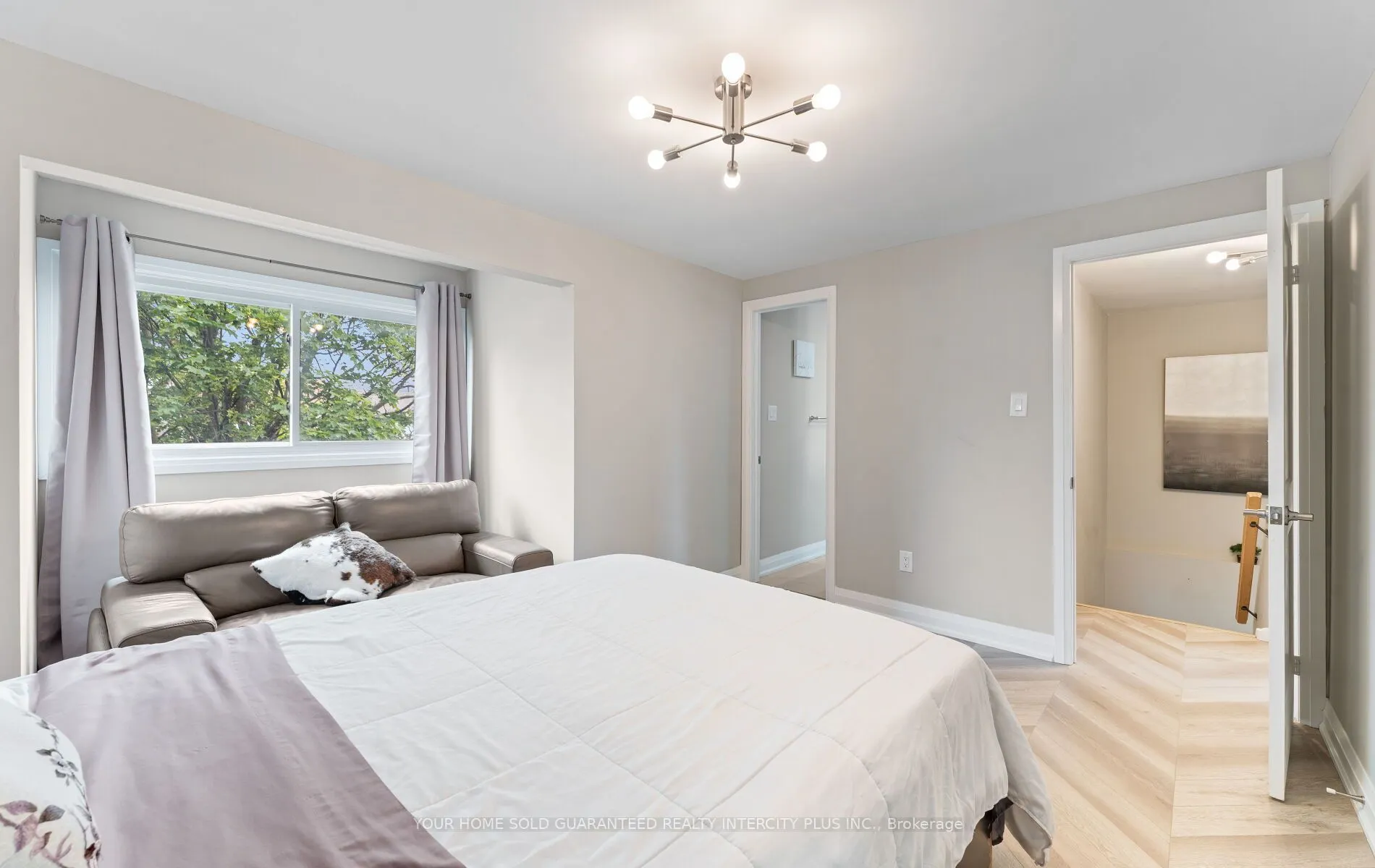 4 Borden Hill Court