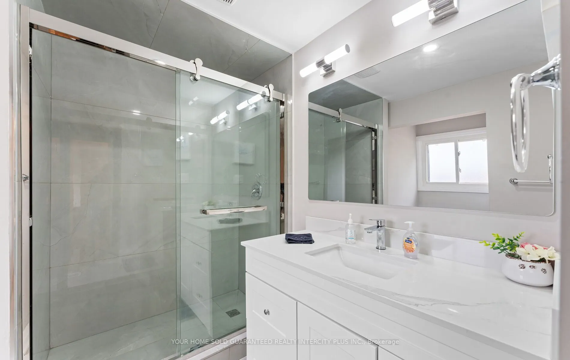 4 Borden Hill Court