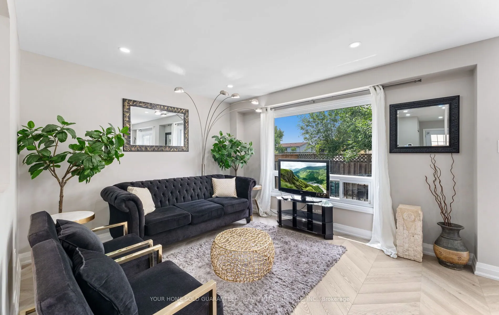 4 Borden Hill Court