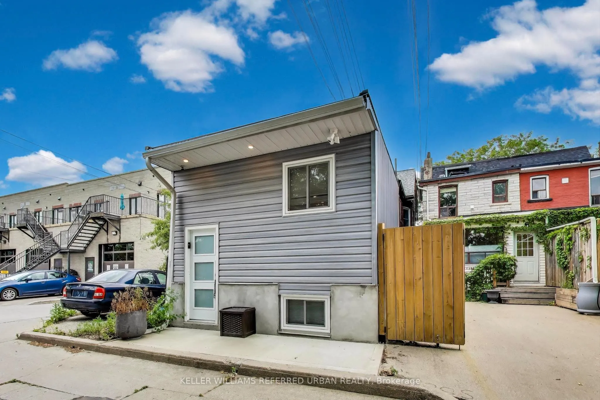 225 Wallace Avenue, #Laneway