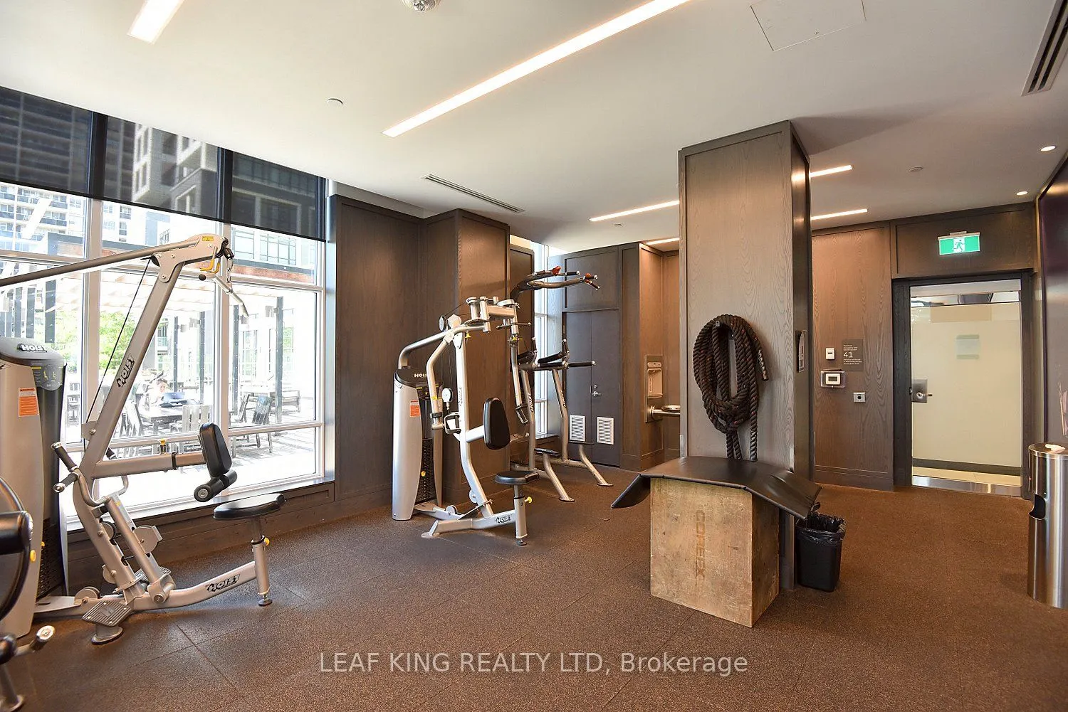 9 Mabelle Avenue, #3316