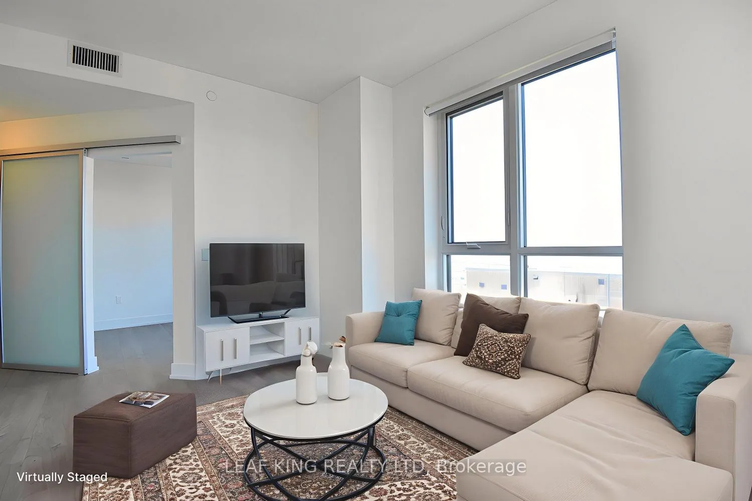 9 Mabelle Avenue, #3316