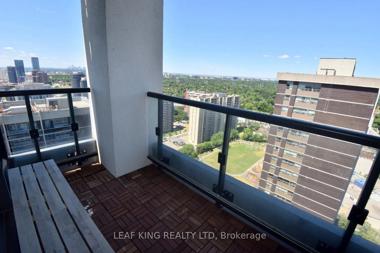 9 Mabelle Avenue, #3316