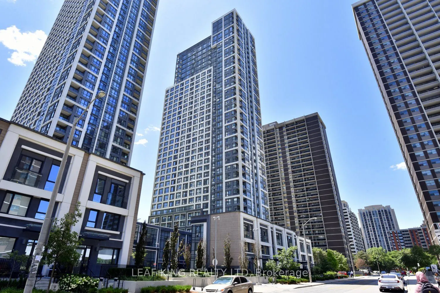 9 Mabelle Avenue, #3316