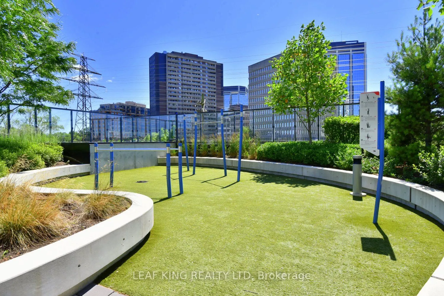 9 Mabelle Avenue, #3316