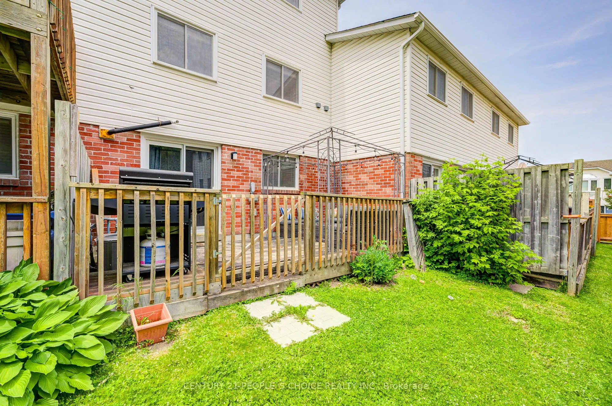 83 Corey Circle