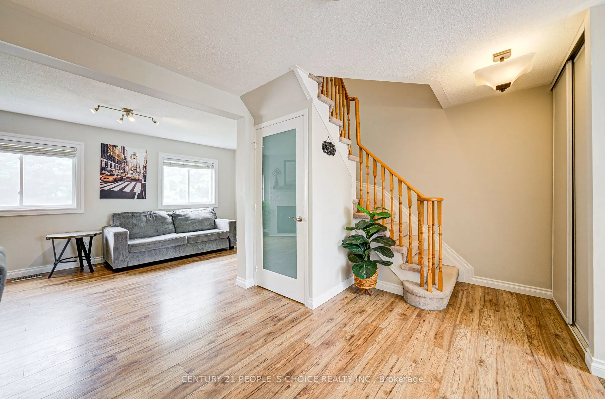 83 Corey Circle