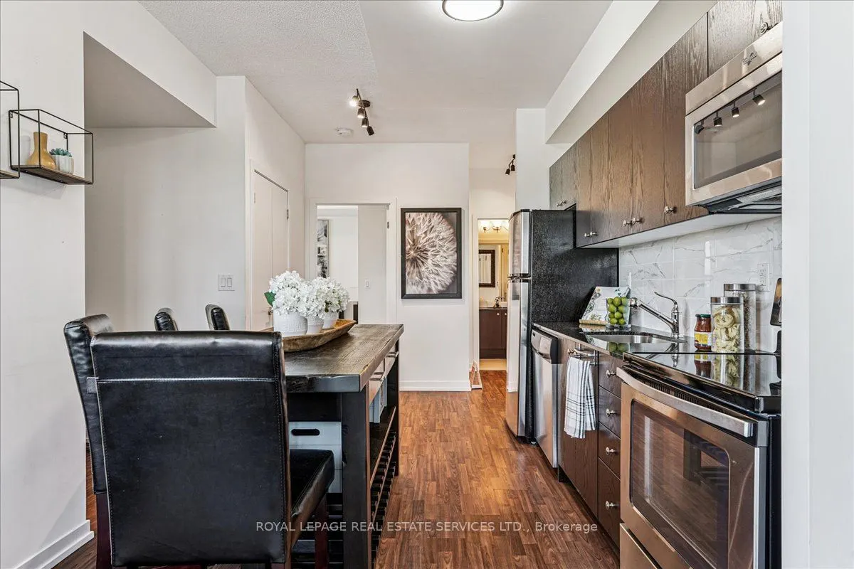 5101 Dundas Street W, #503