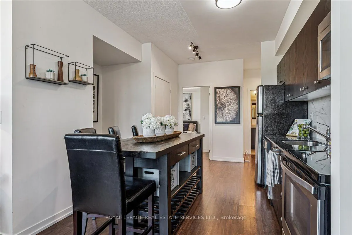 5101 Dundas Street W, #503