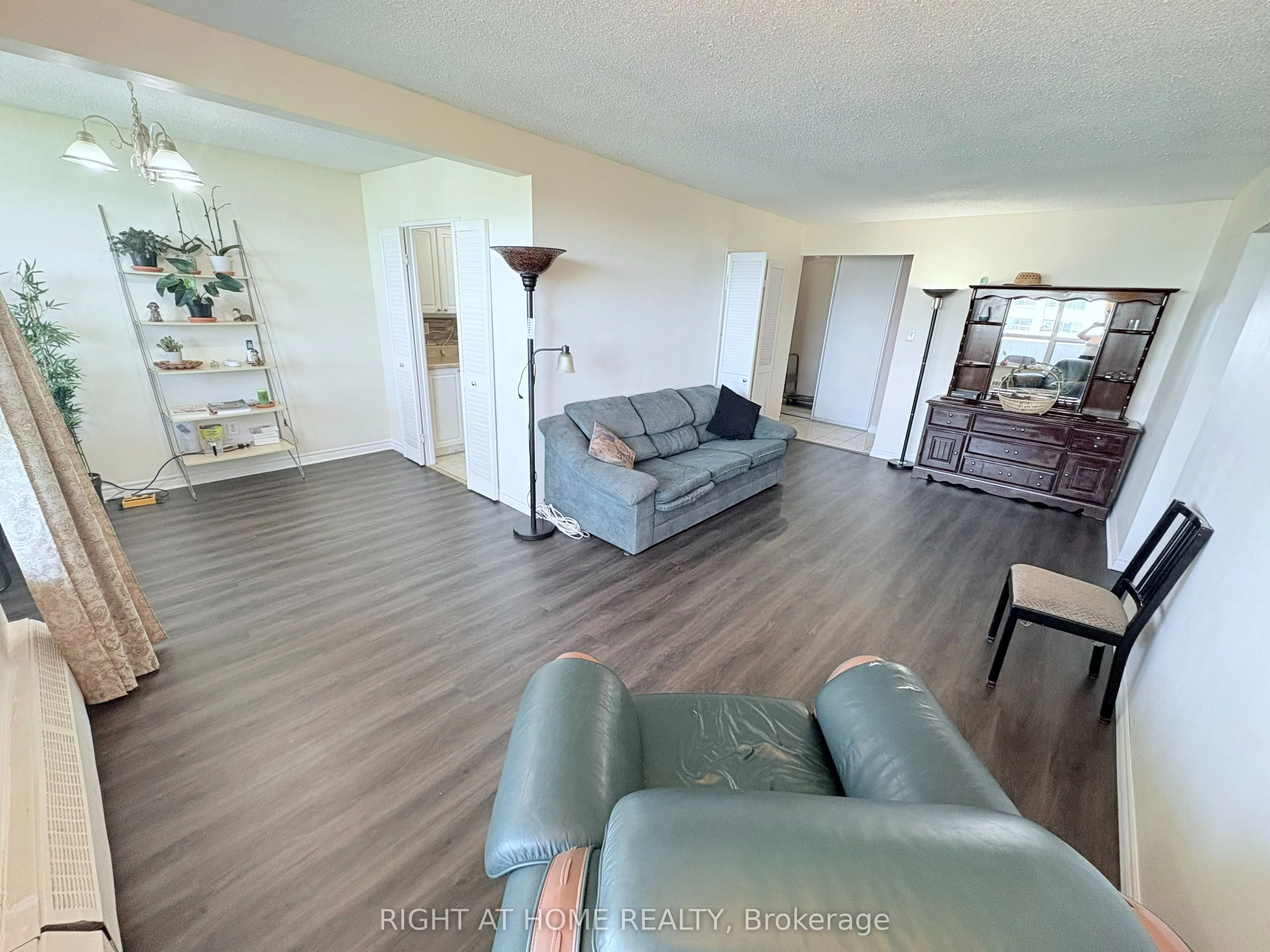 65 Southport Street, #1508