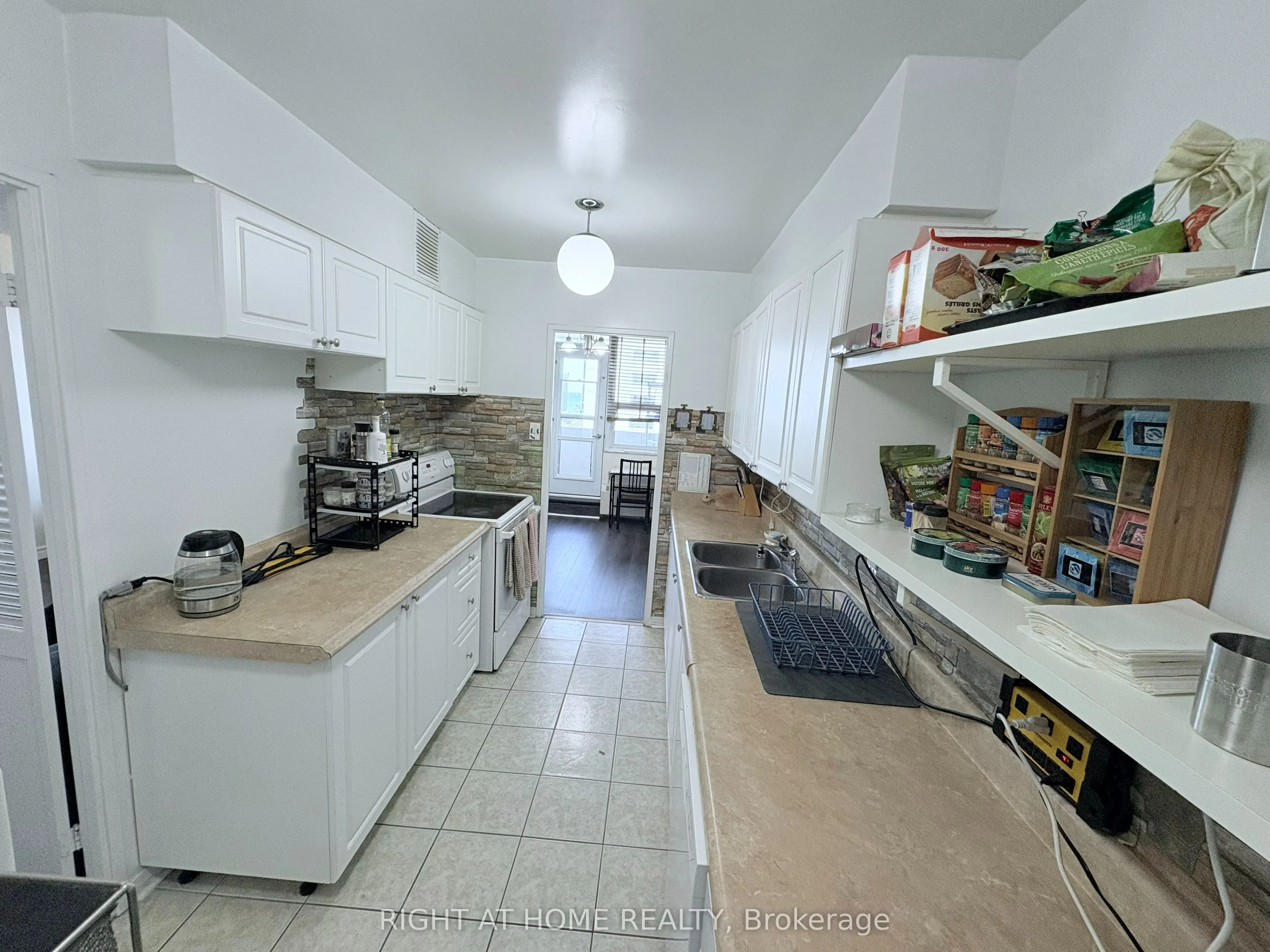 65 Southport Street, #1508