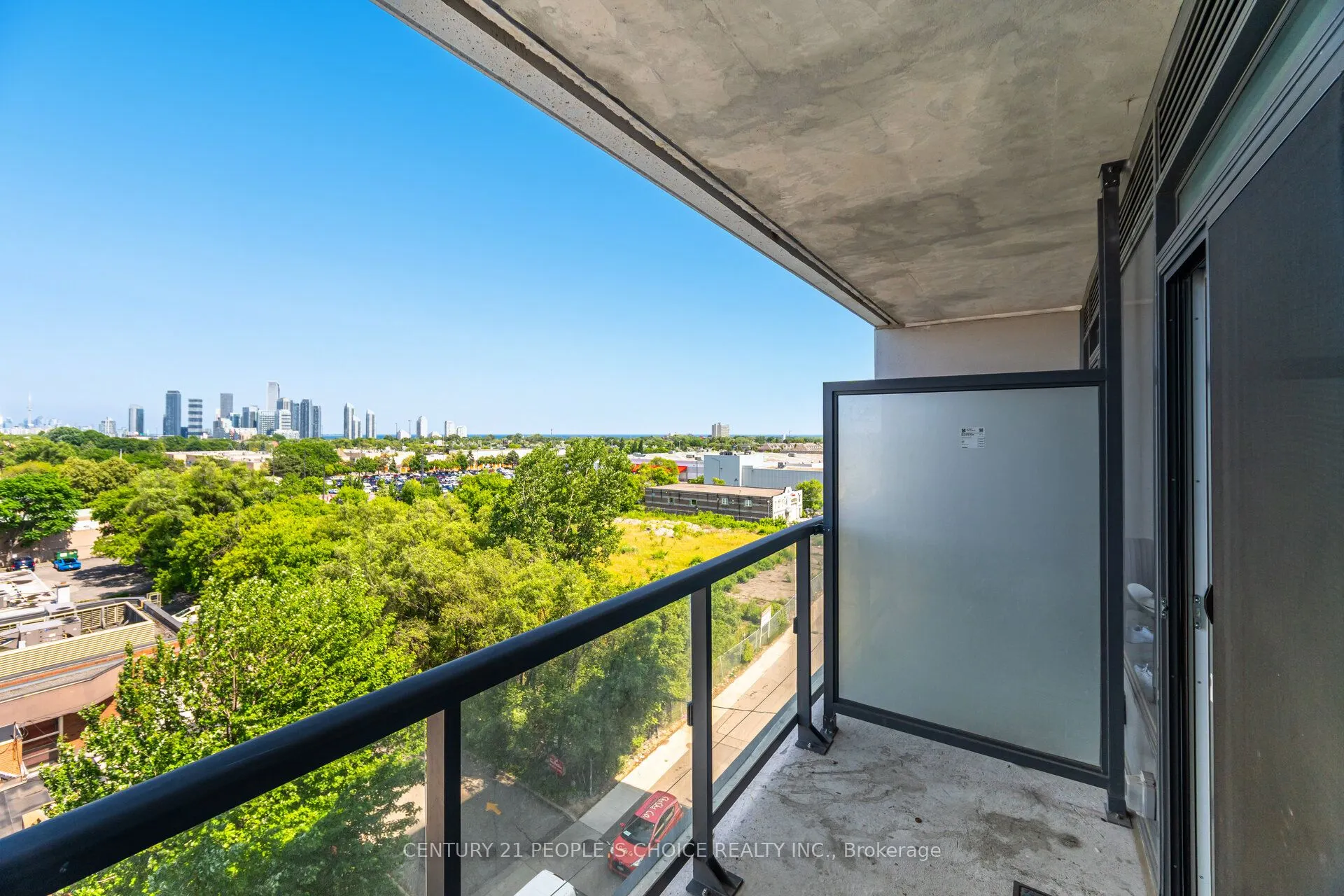 859 The Queensway, #525