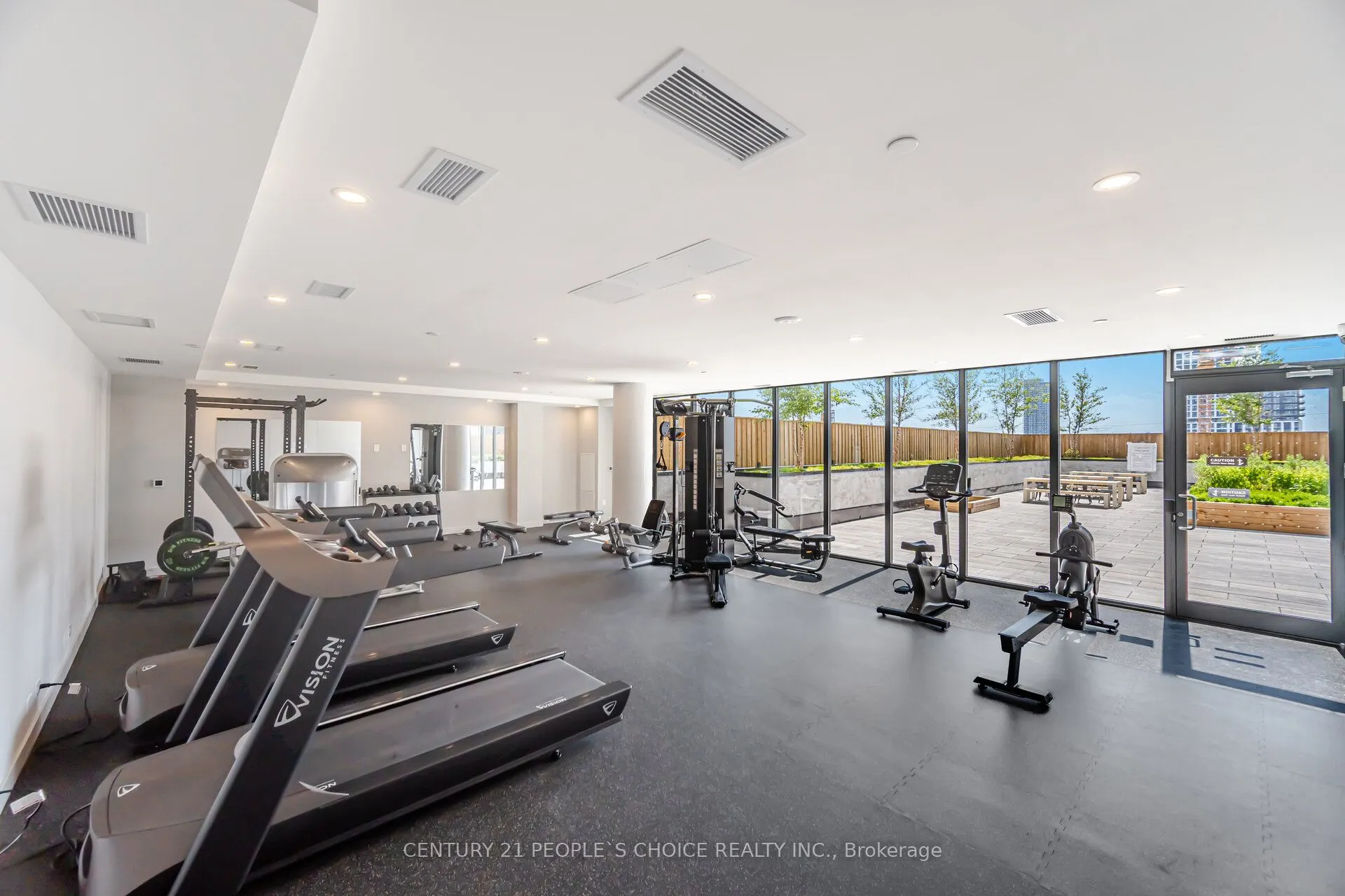 859 The Queensway, #525