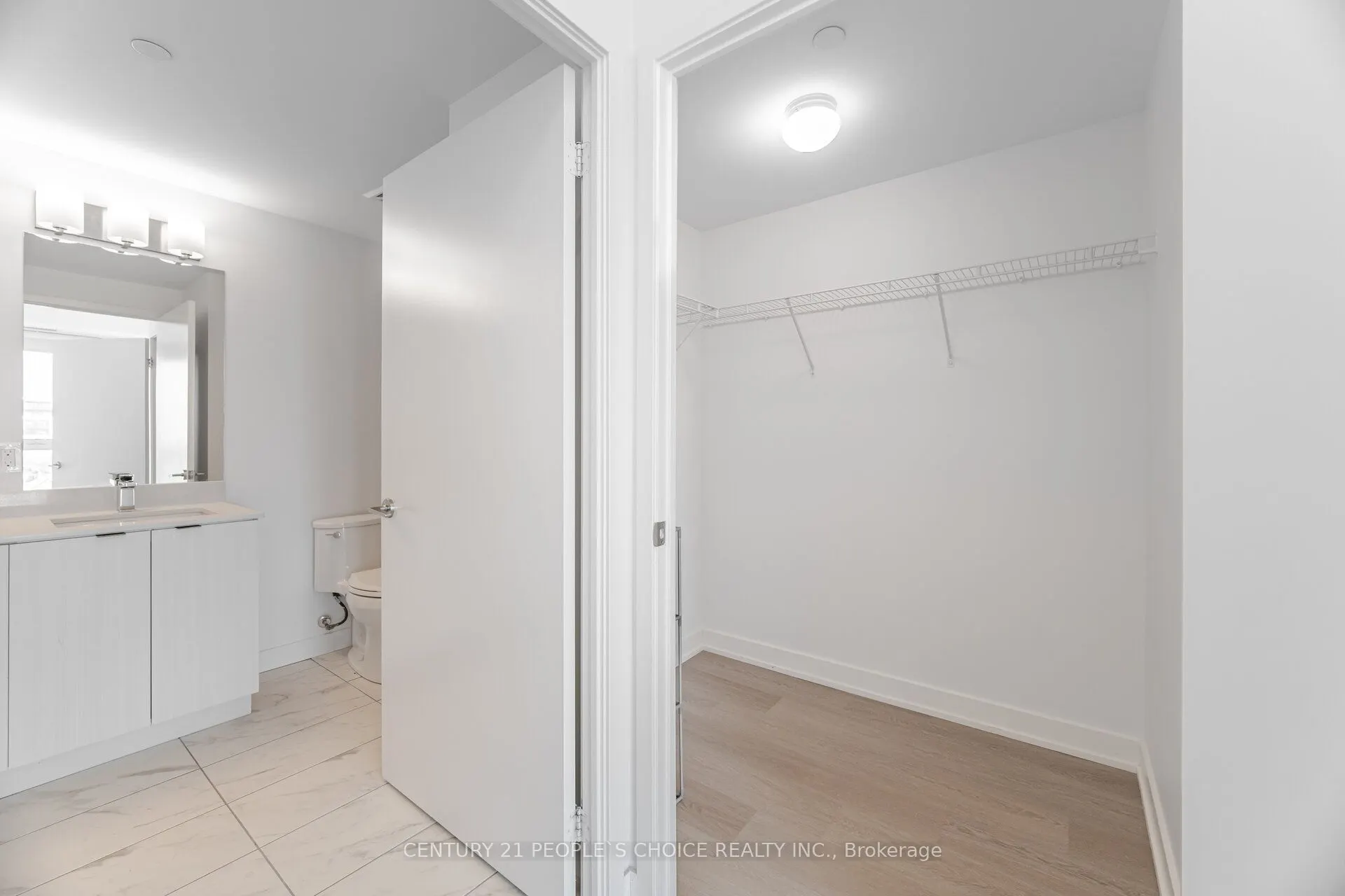 859 The Queensway, #525