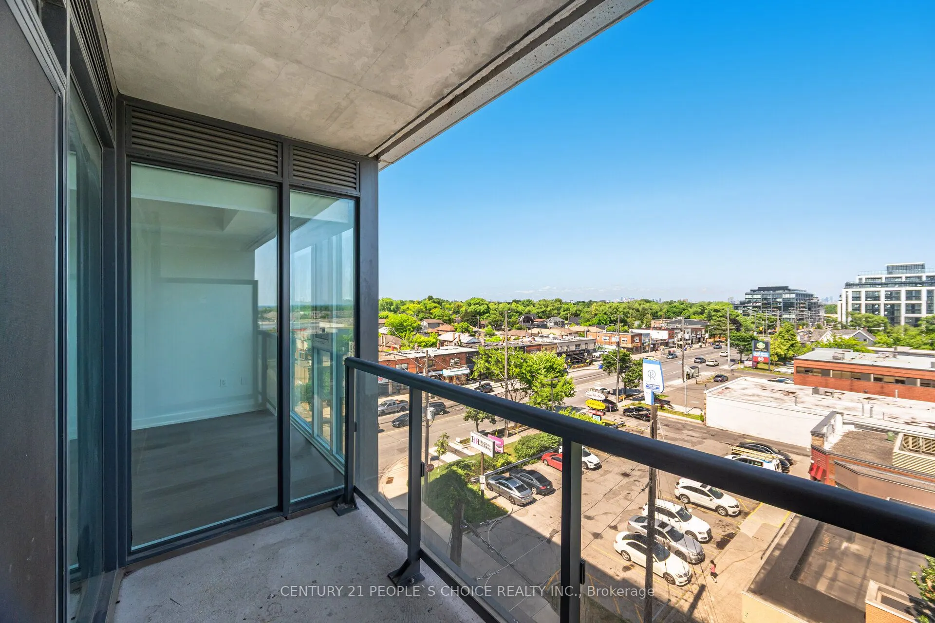 859 The Queensway, #525