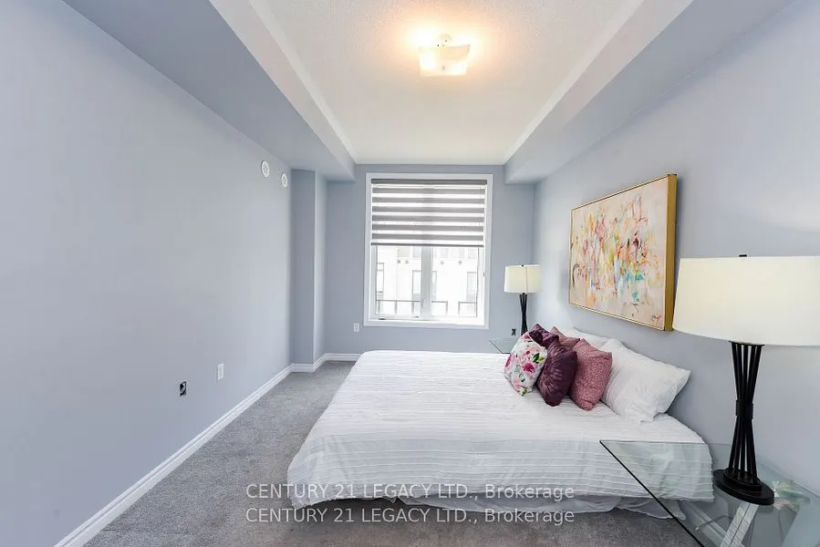 60 Halliford Place, #712