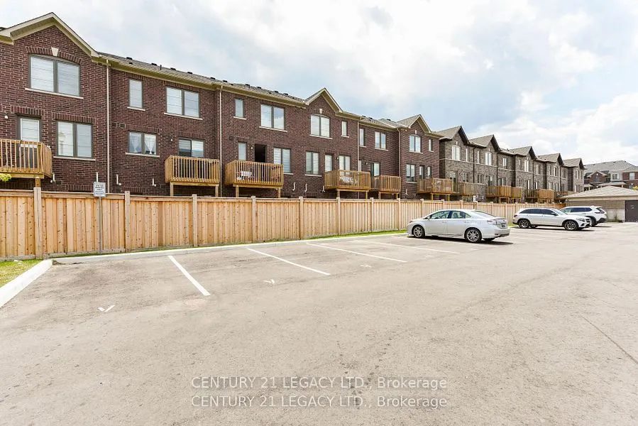 60 Halliford Place, #712
