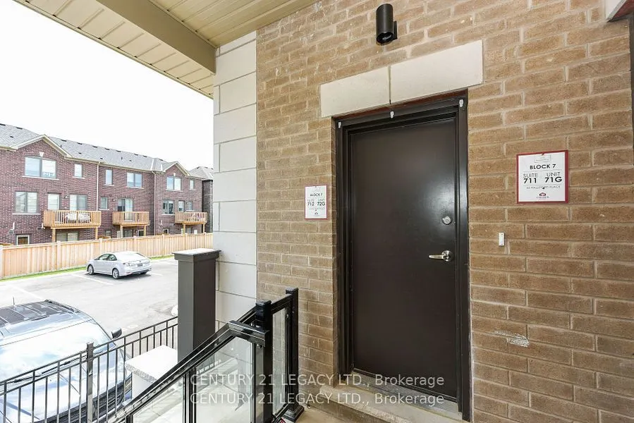 60 Halliford Place, #712