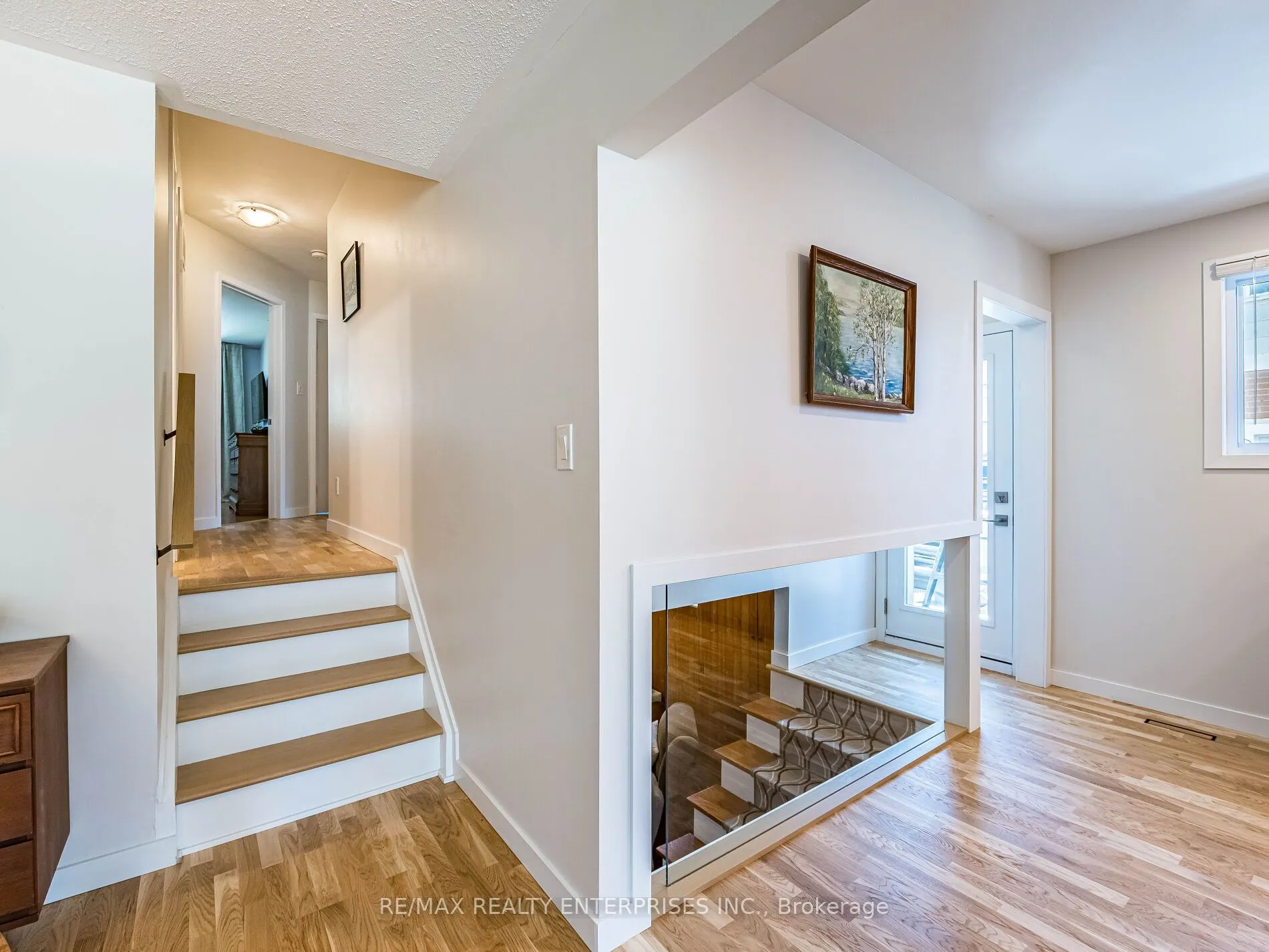 2814 Hollington Crescent