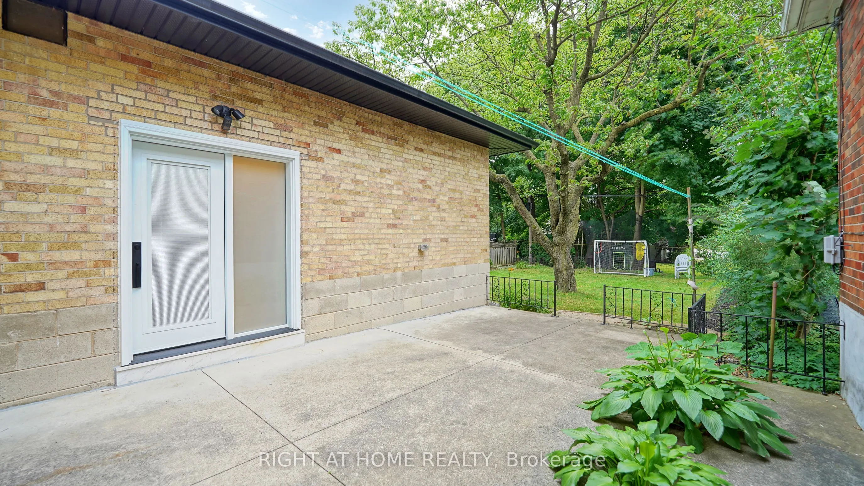 5 Mattice Road