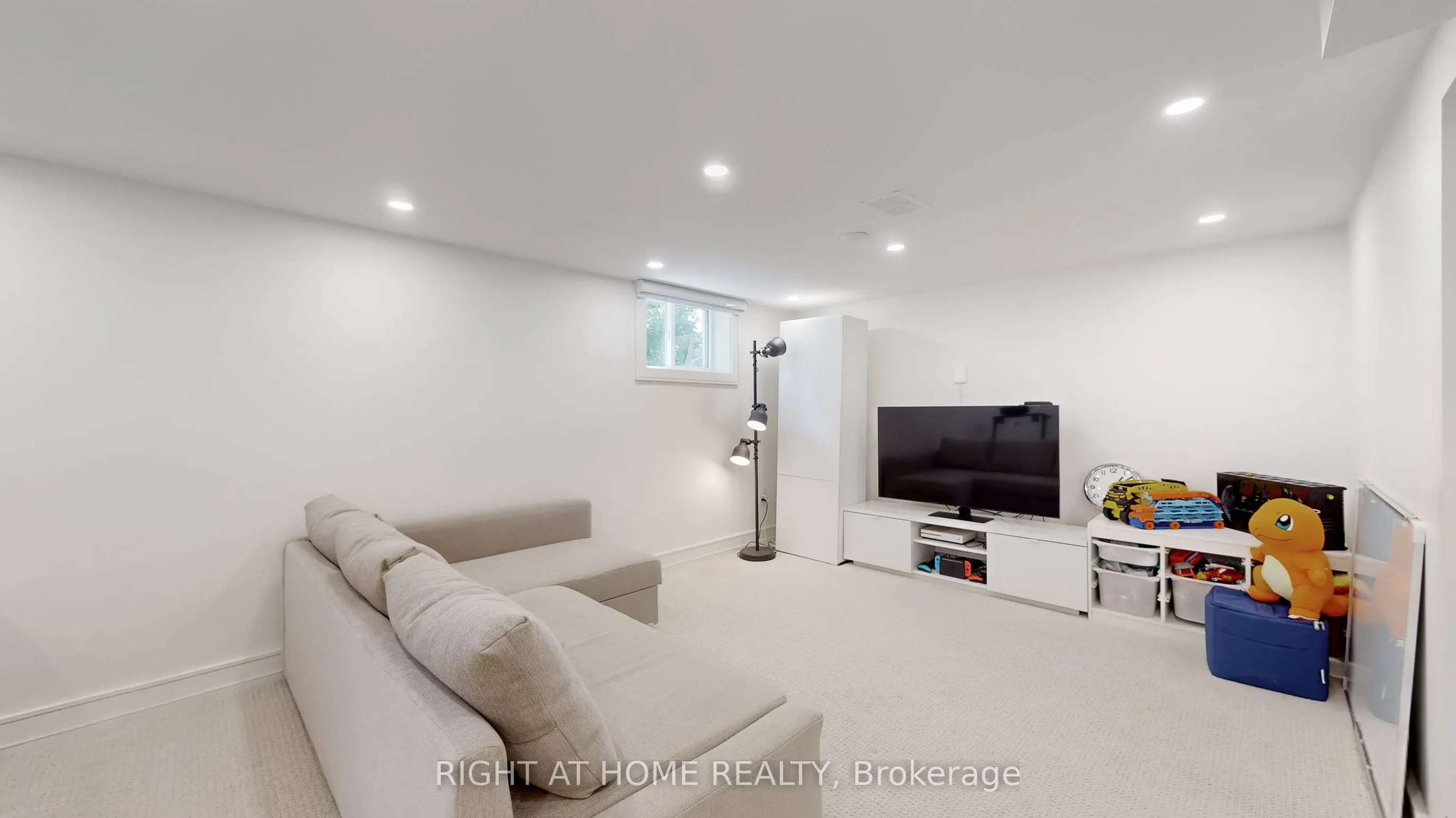 5 Mattice Road