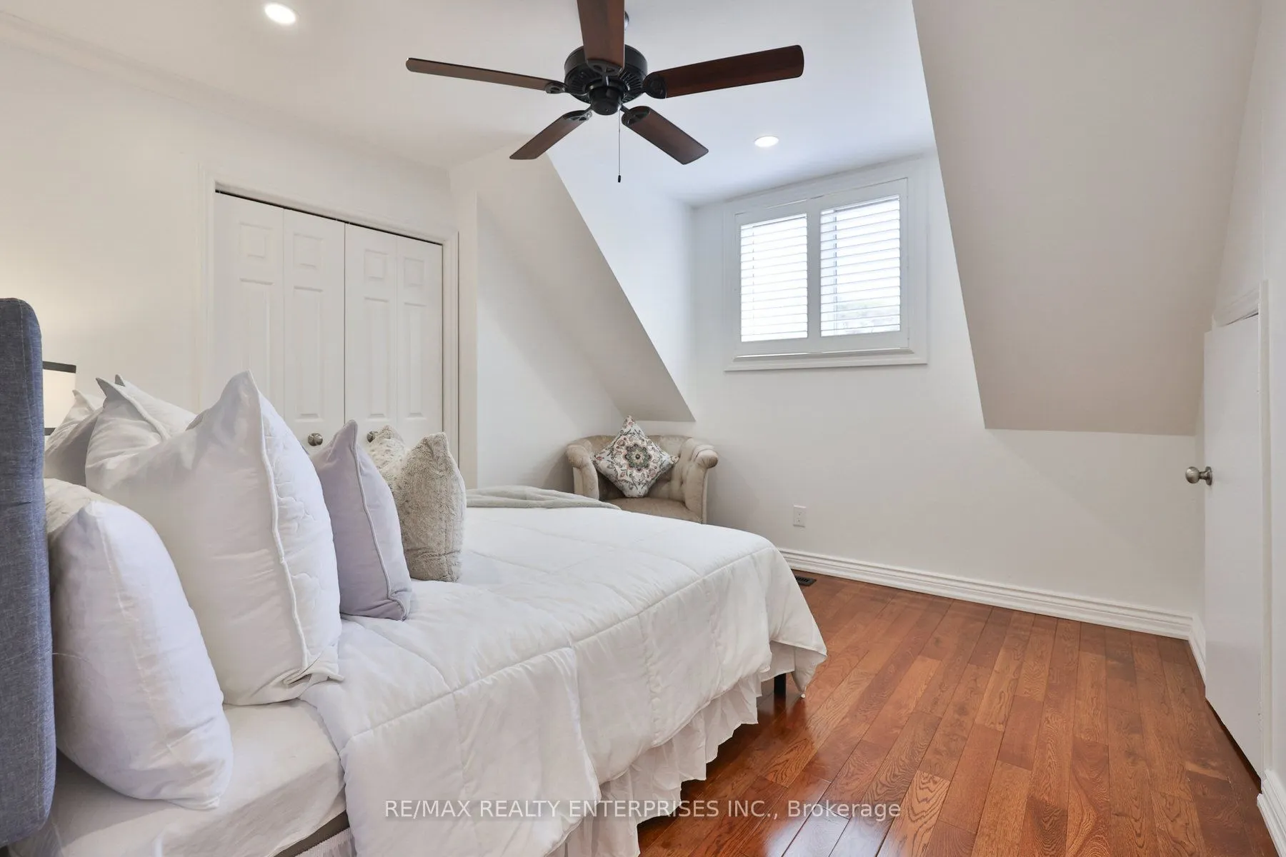 807 Indian Road