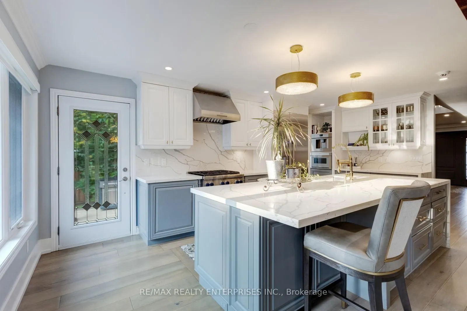807 Indian Road