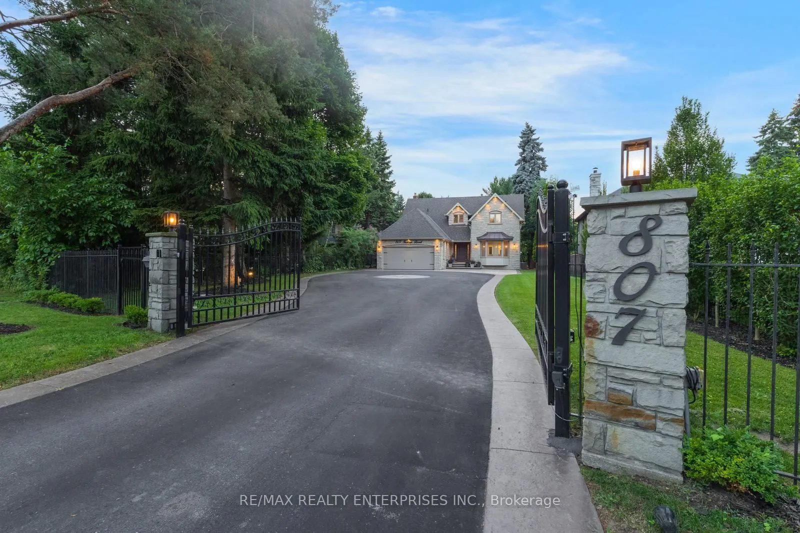 807 Indian Road