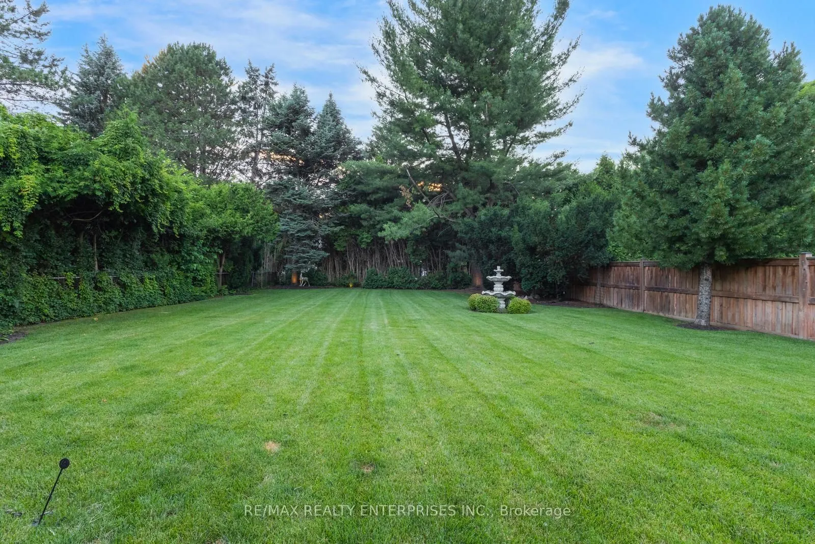 807 Indian Road