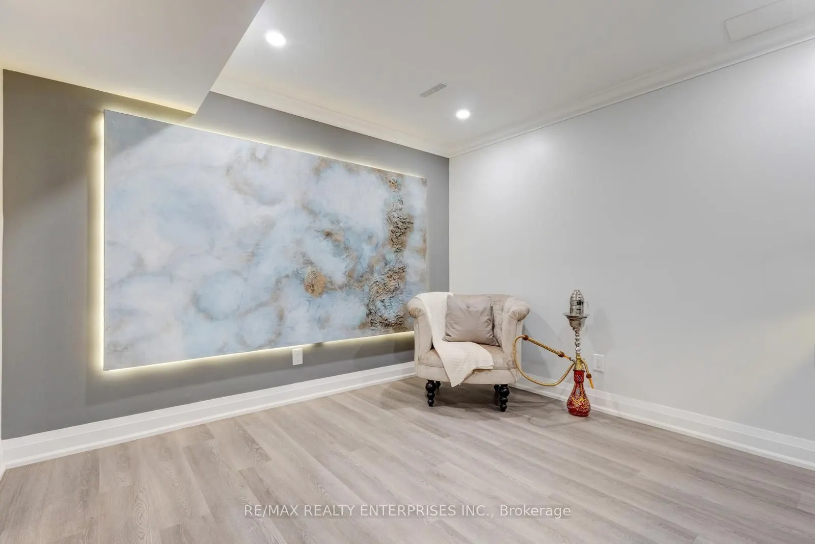 807 Indian Road