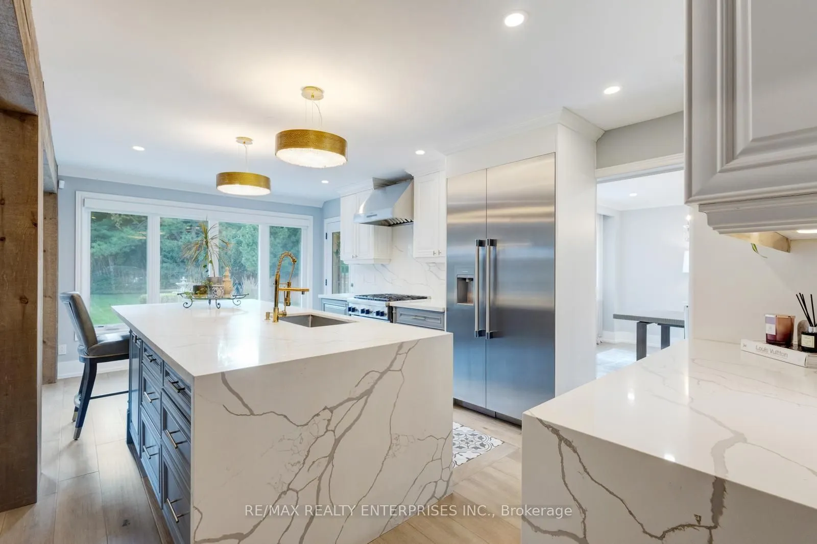 807 Indian Road