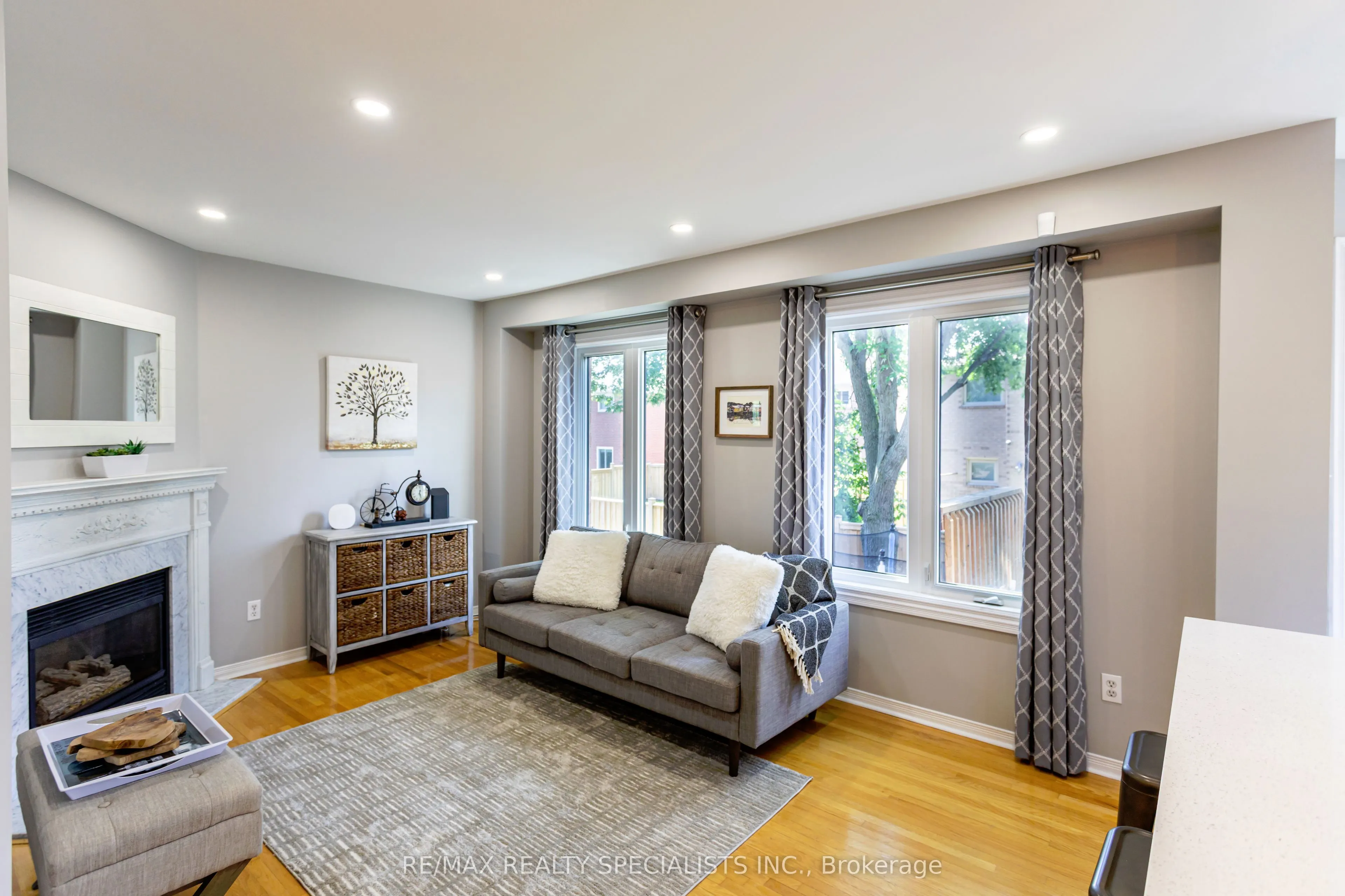 3872 Periwinkle Crescent