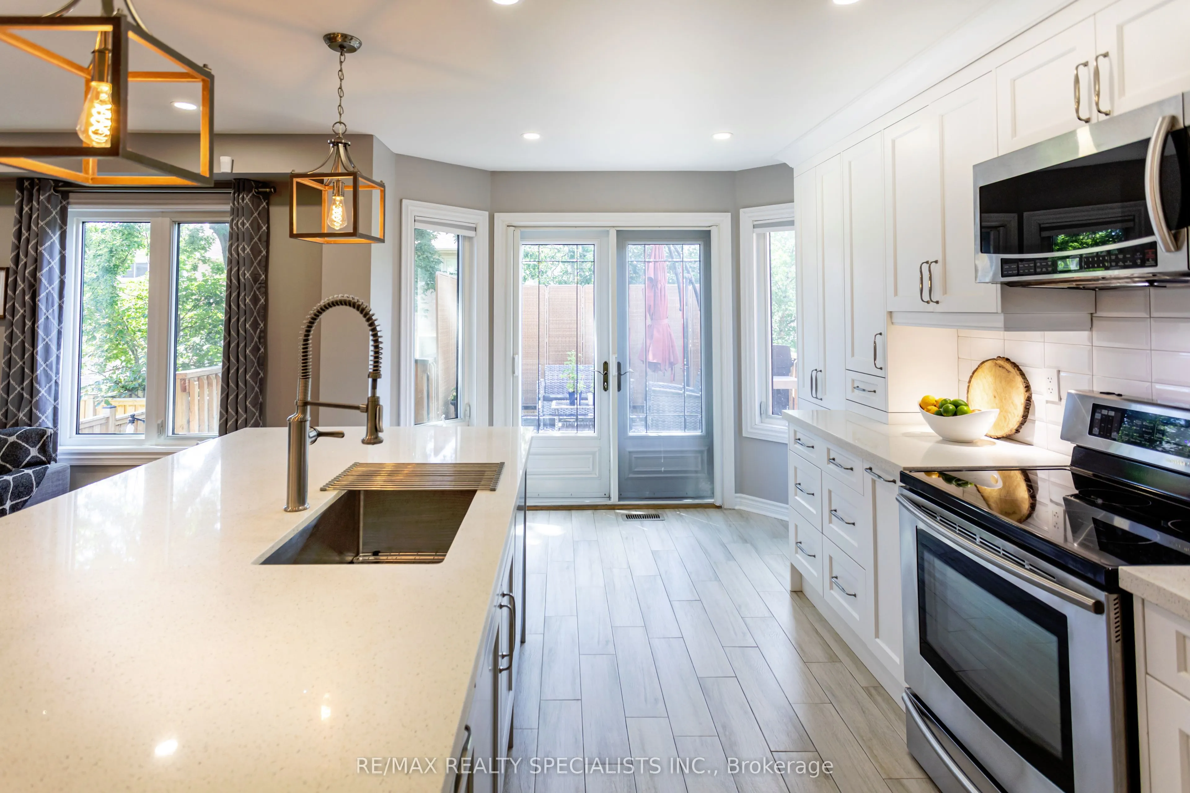 3872 Periwinkle Crescent