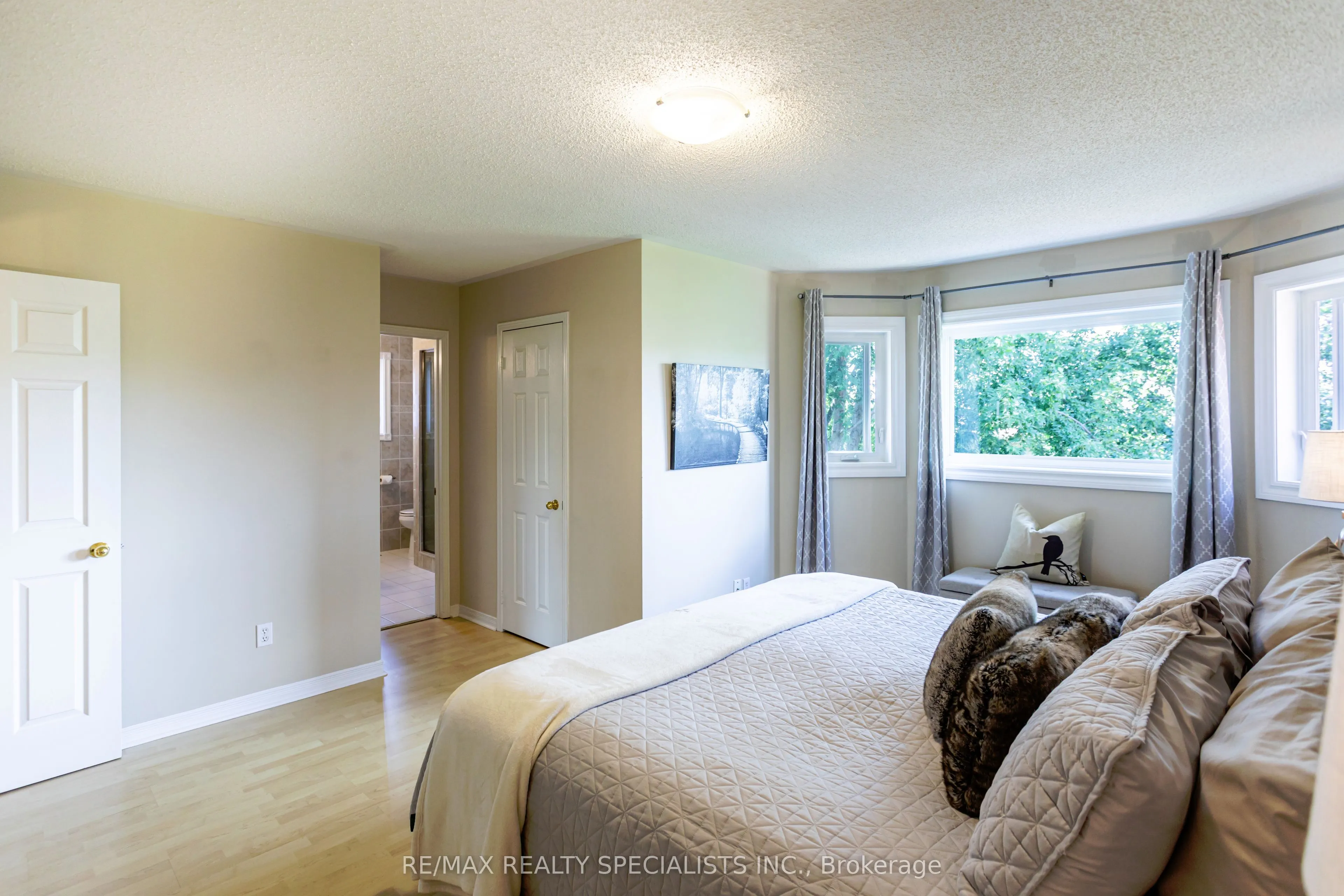 3872 Periwinkle Crescent