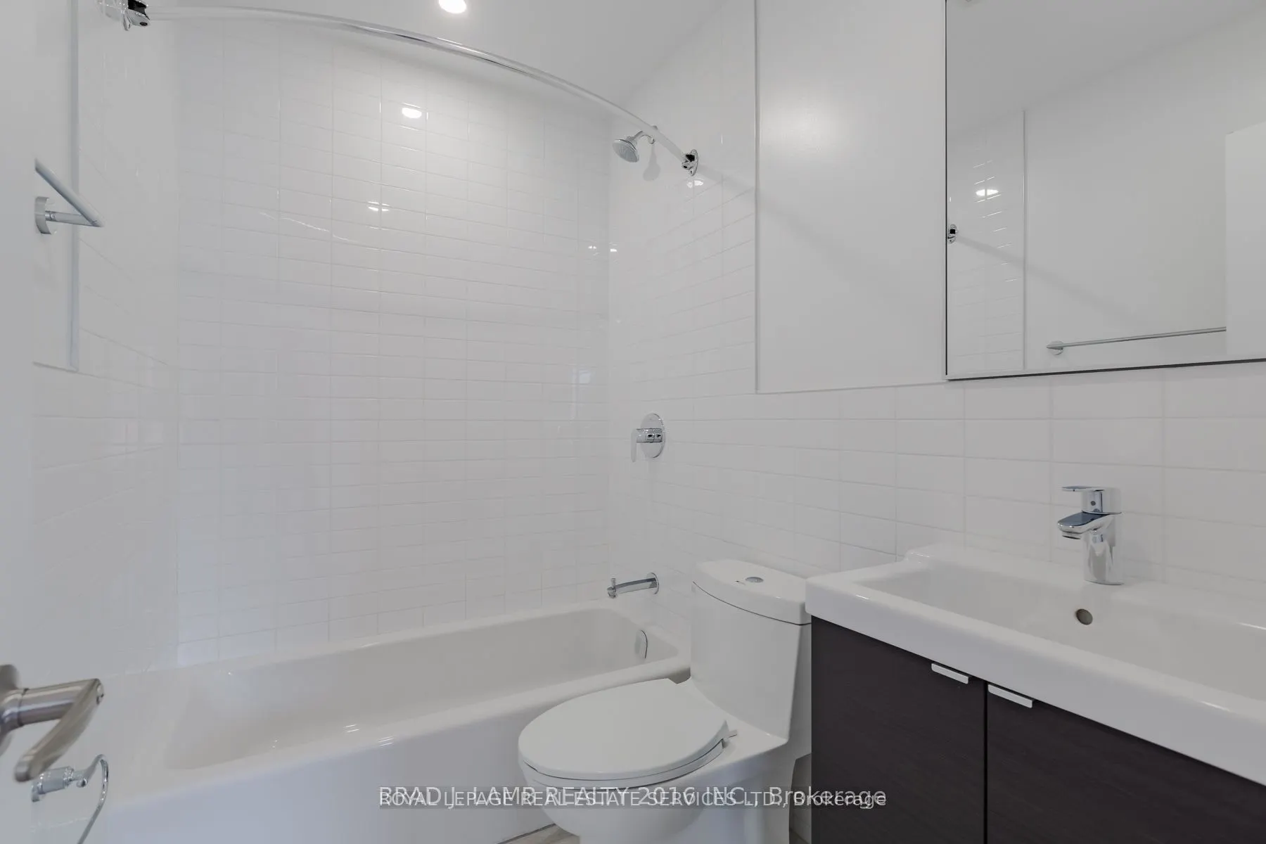 28A Third Street, #3